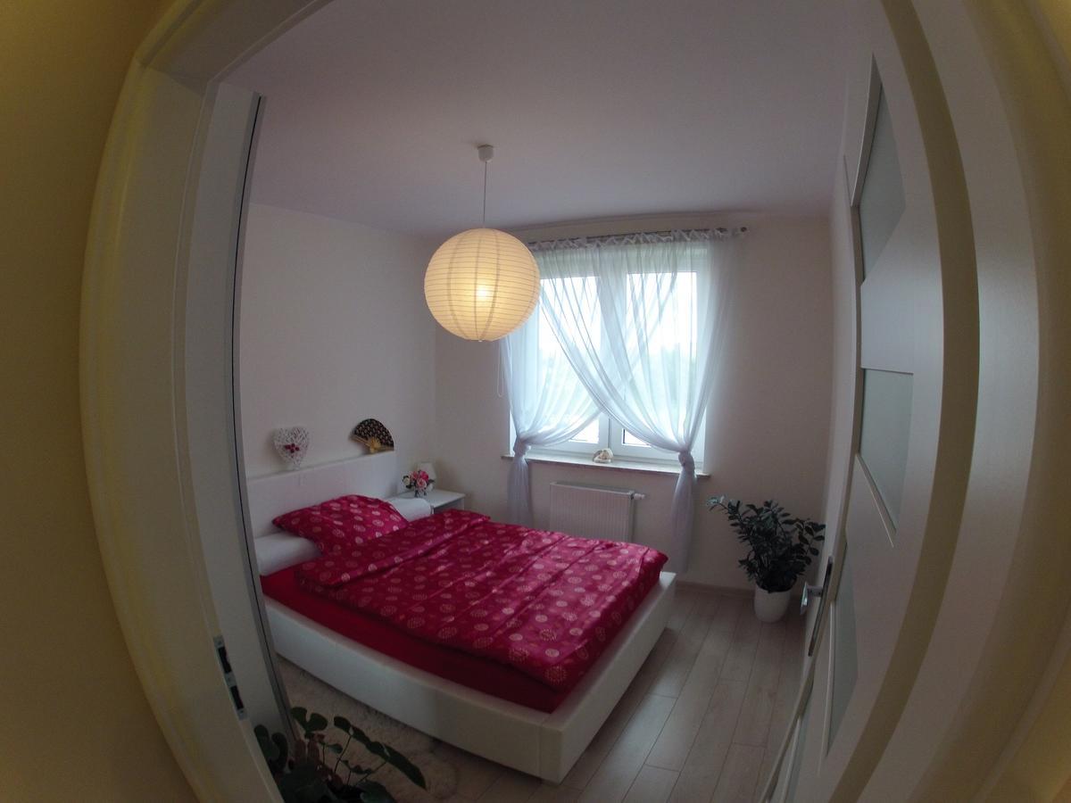 Апартаменты Apartament Alicja Валбжих Экстерьер фото